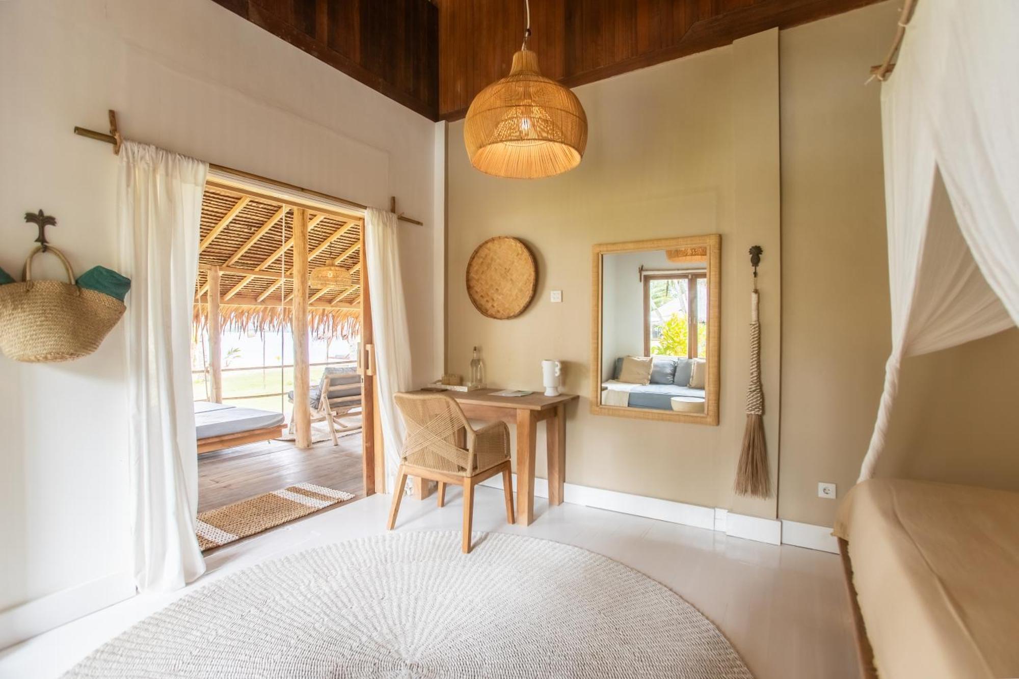 Aloita Resort Mentawai Tua Pejat Exterior photo