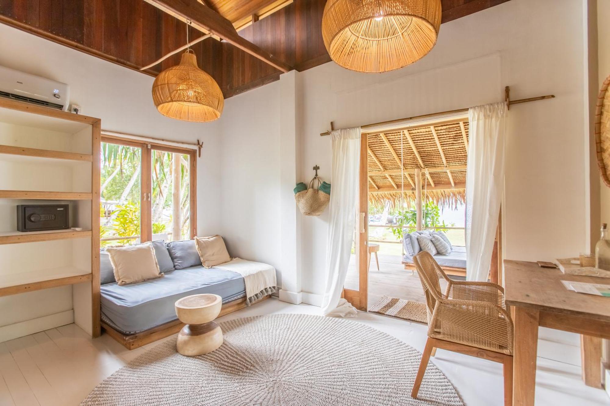 Aloita Resort Mentawai Tua Pejat Exterior photo