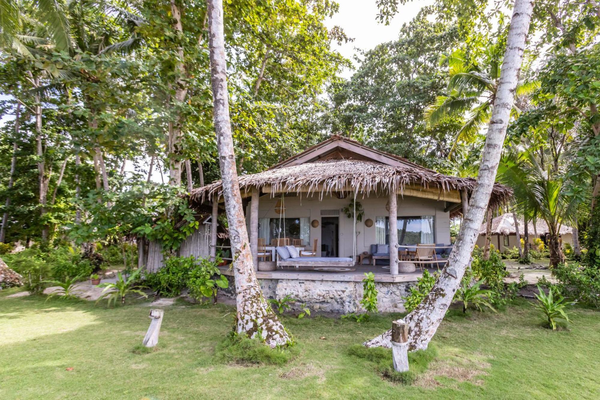 Aloita Resort Mentawai Tua Pejat Exterior photo