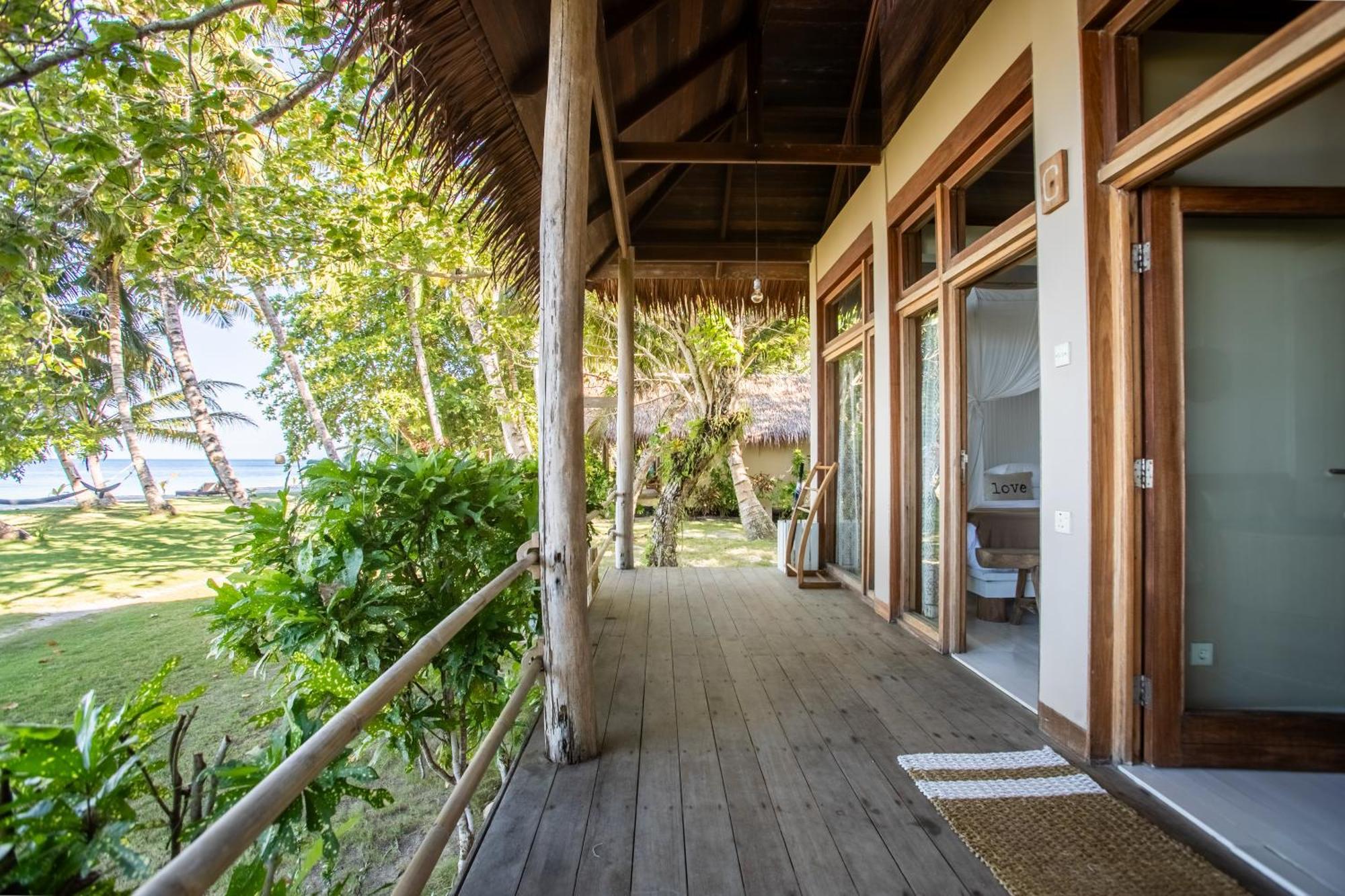 Aloita Resort Mentawai Tua Pejat Exterior photo