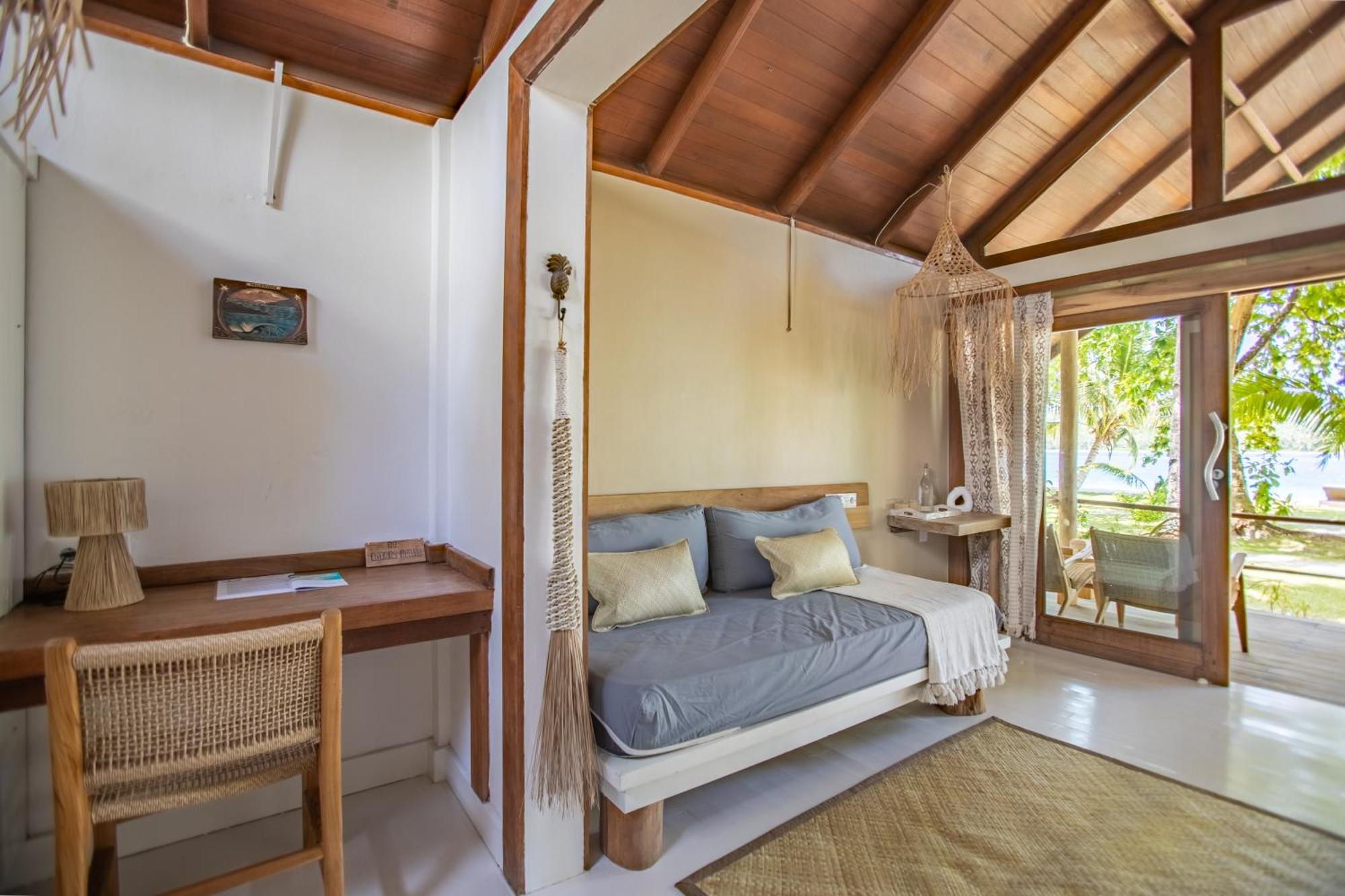 Aloita Resort Mentawai Tua Pejat Exterior photo